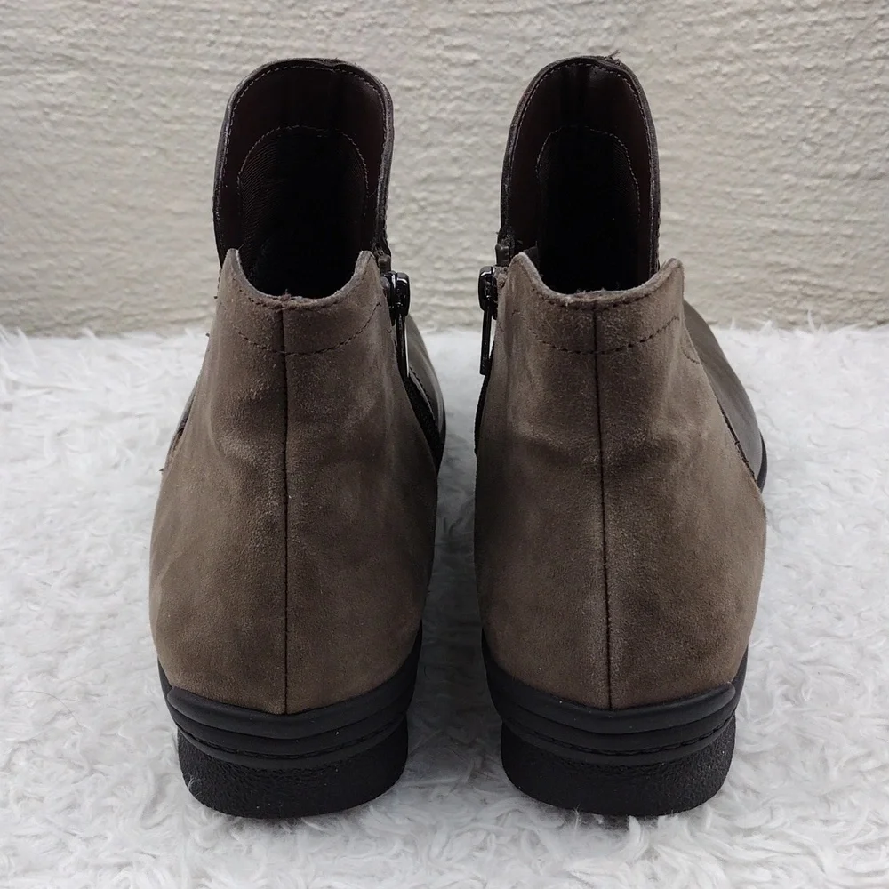 Aravon Josie Brown Leather Nubuck Contrast Upper Round Toe Side Zip Ankle Bootie
